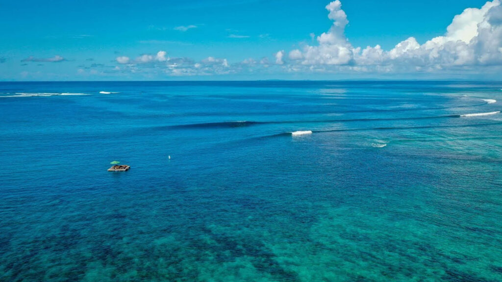 8. Four Bobs - The 10 Best Surf Spots in Mentawai