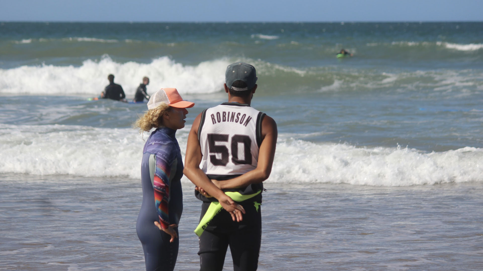 Organized point break lineup – calm, consistent, quality-focused surfing